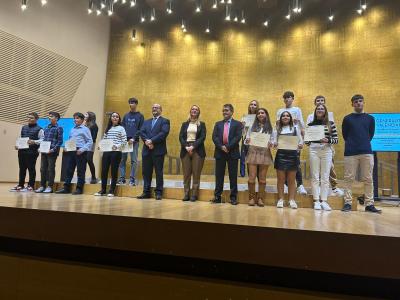 Educació entrega els Premis Extraordinaris al Rendiment Acadèmic de Primària, ESO i Batxillerat a Alacant